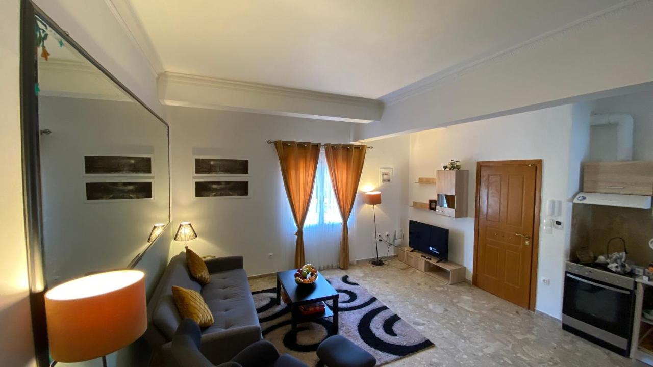 Patras Golden Suite Buitenkant foto