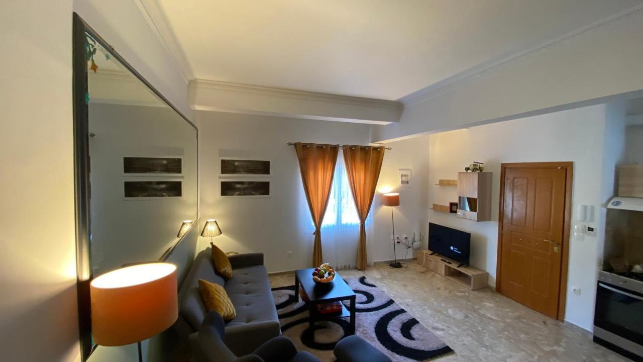 Patras Golden Suite Buitenkant foto