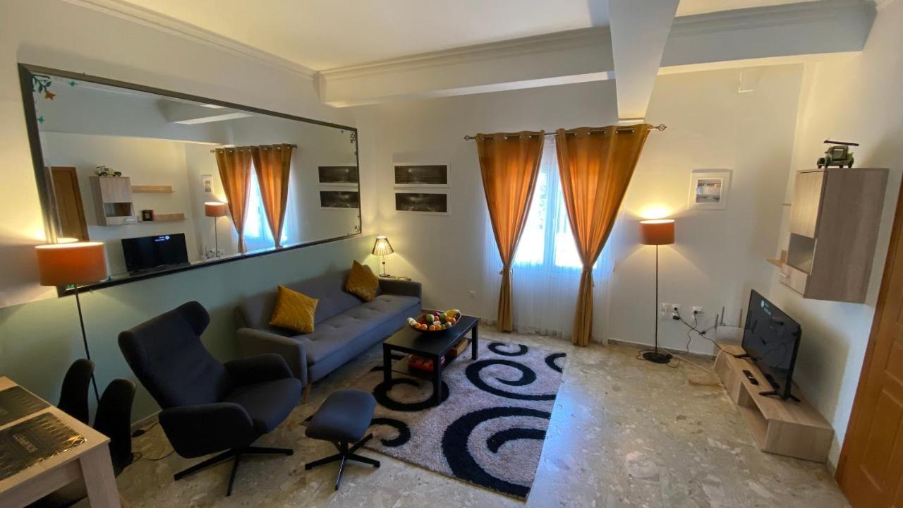 Patras Golden Suite Buitenkant foto