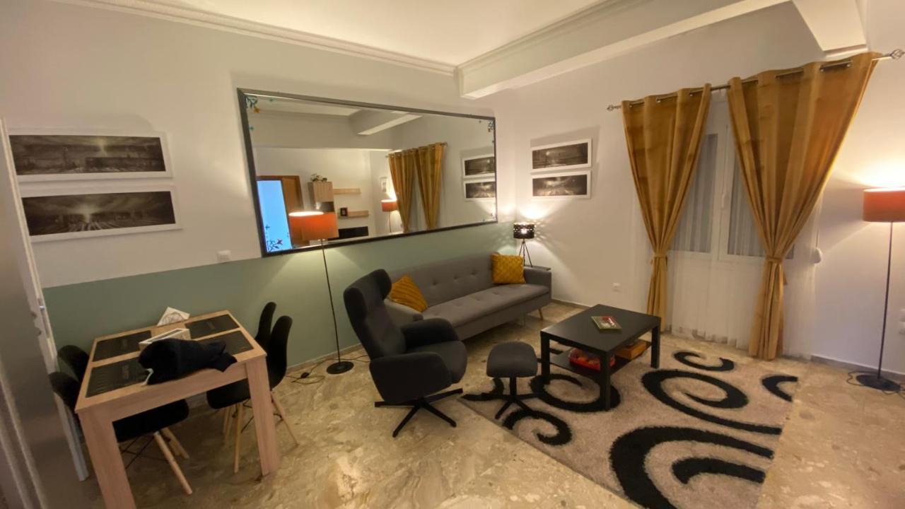 Patras Golden Suite Buitenkant foto