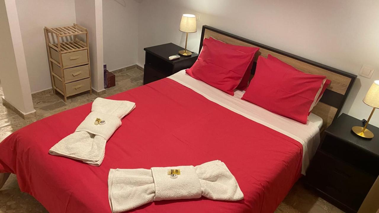 Patras Golden Suite Buitenkant foto