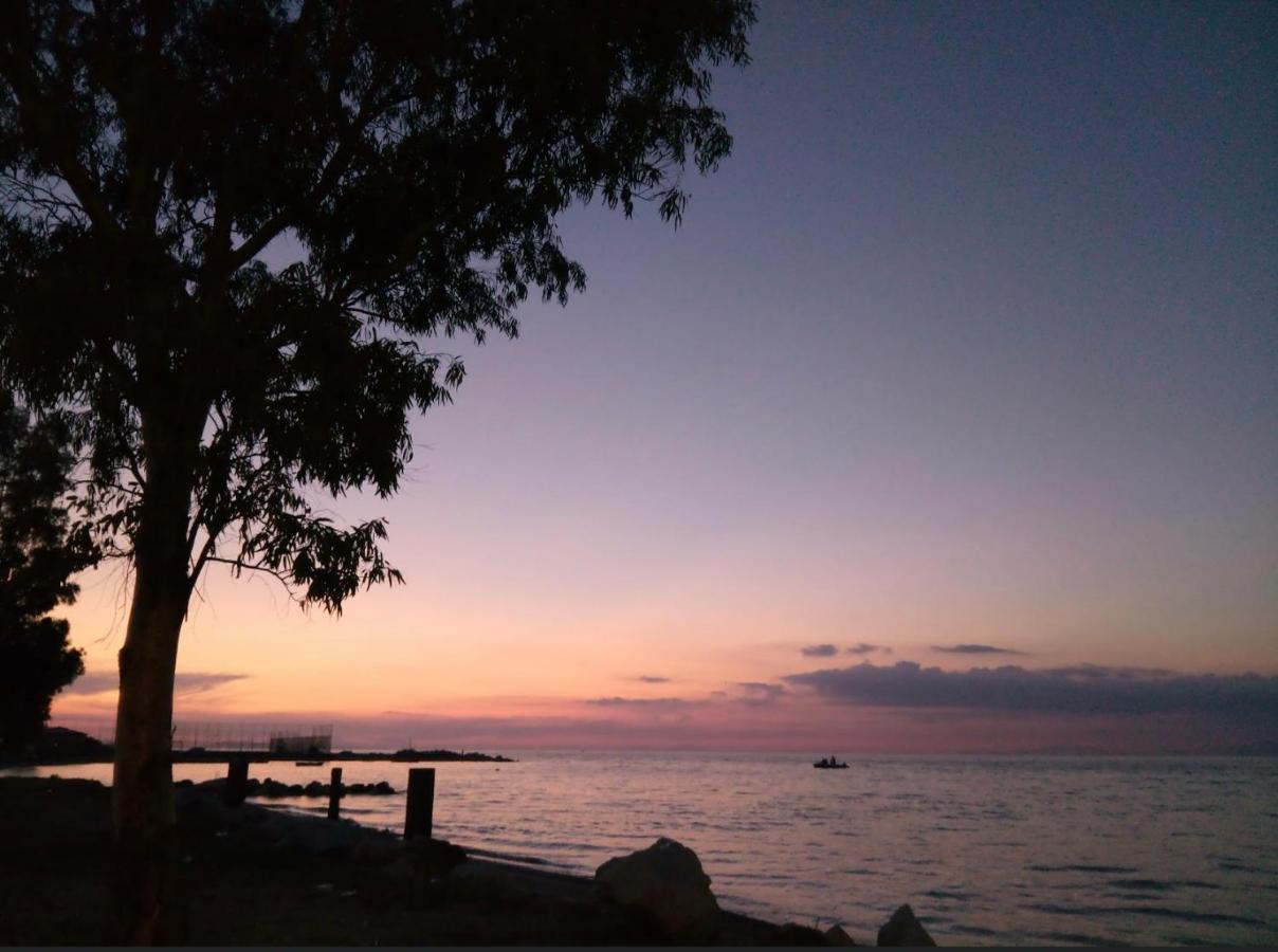 Patras Golden Suite Buitenkant foto